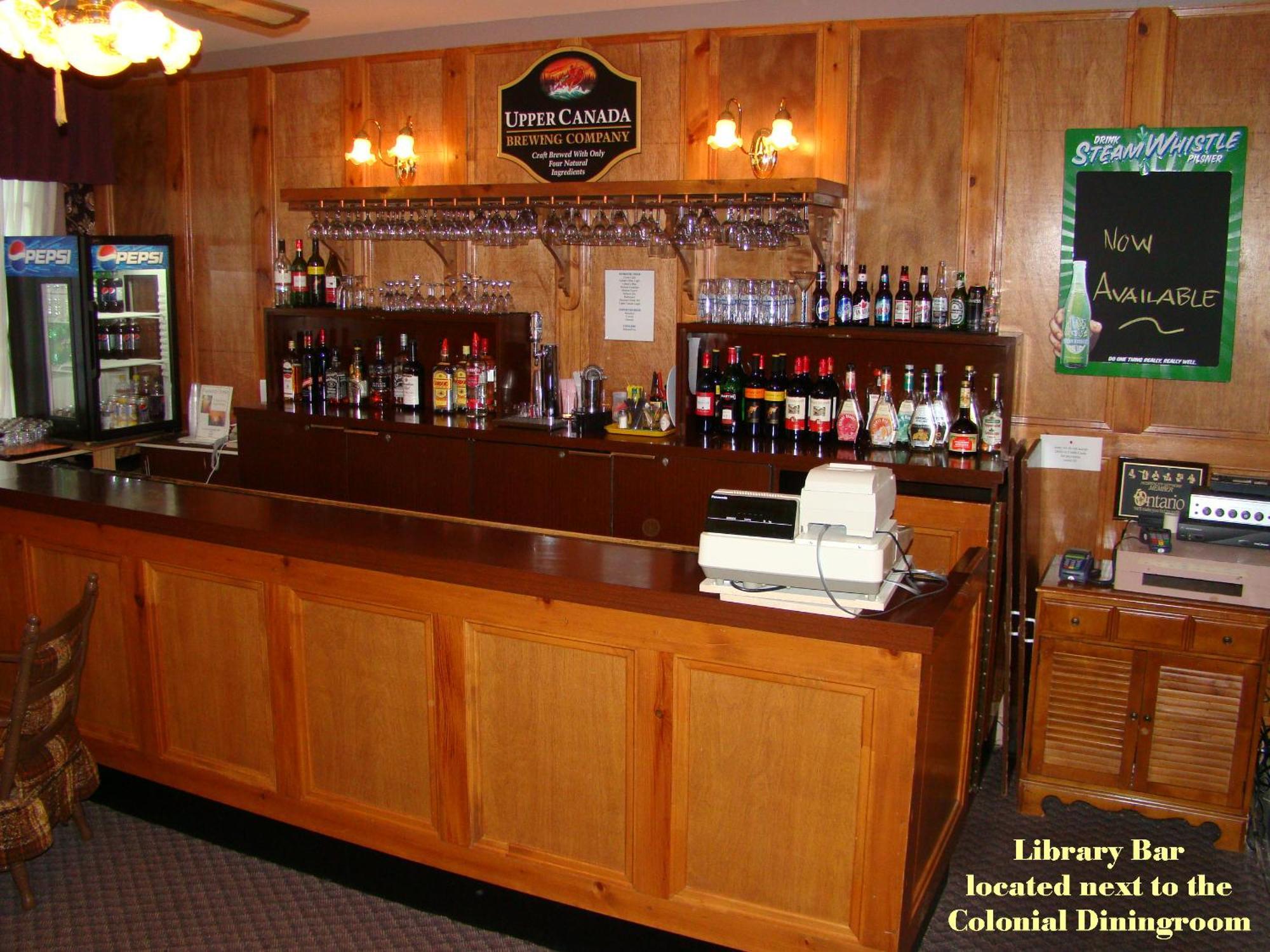 Colonial Resort-1000Islands Gananoque Exterior foto